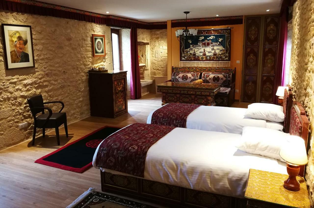 Himalaya En Perigord Bed and Breakfast Tursac Exteriör bild