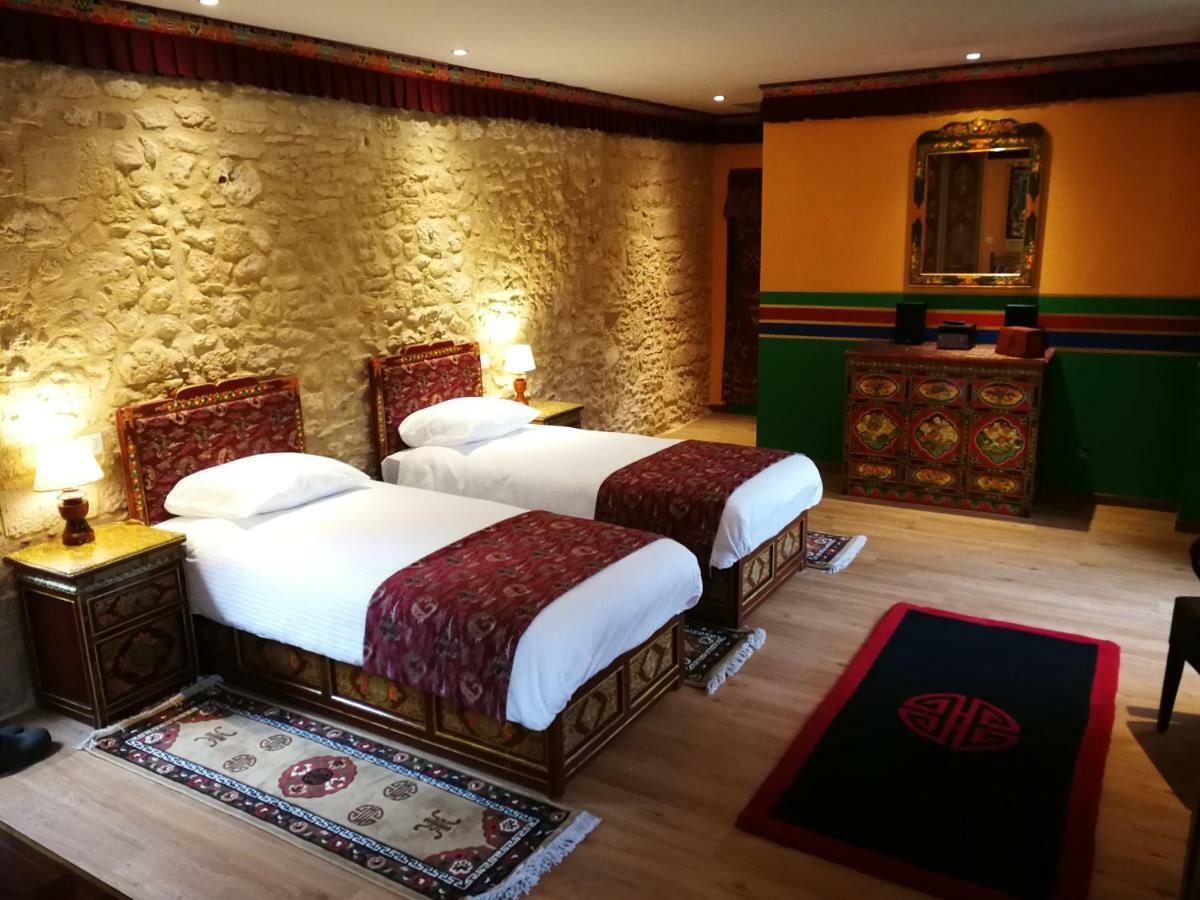 Himalaya En Perigord Bed and Breakfast Tursac Exteriör bild