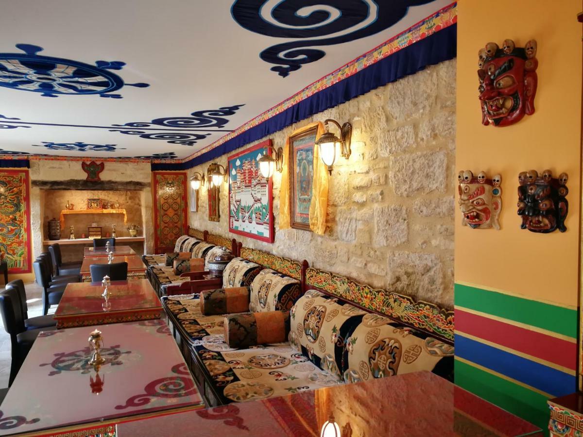 Himalaya En Perigord Bed and Breakfast Tursac Exteriör bild
